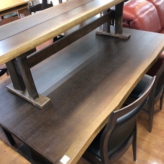 雰囲気あるベンチ付きダイニングテーブル4点セット！