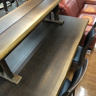雰囲気あるベンチ付きダイニングテーブル4点セット！