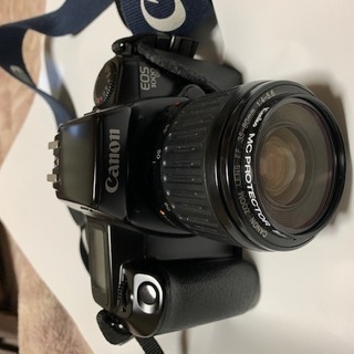 キャノン EOS1000　フィルムカメラ