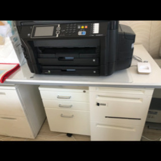 オフィス家具★札幌ホワイト色★1個8000円から多数購入割あり！？ オフィス家具☆札幌ホワイト色☆1個8000円から多数購入割あり！？