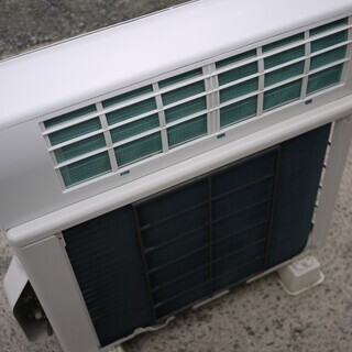 美品 シャープ ルームエアコン AY-F22S-W 高濃度プラズマクラスター7000搭載 2.2kw 冷房 6～9畳 暖房 6～7畳 熱交換器クリーニング 16年製 