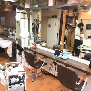 美容室💇🏵️面接の方カット無料✂️🏵️ − 大阪府