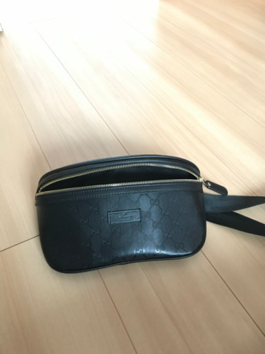 ウエストバッグ　美品　本日朝10時締め切り