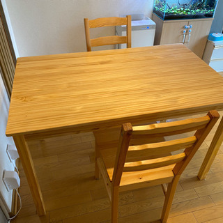 ダイニングテーブル、椅子×2    3月31日取引優先