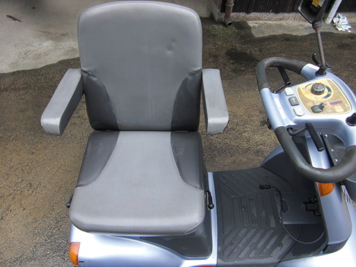 スズキ セニアカー ET-4A 電動車椅子 ストア 稼働品 24V仕様
