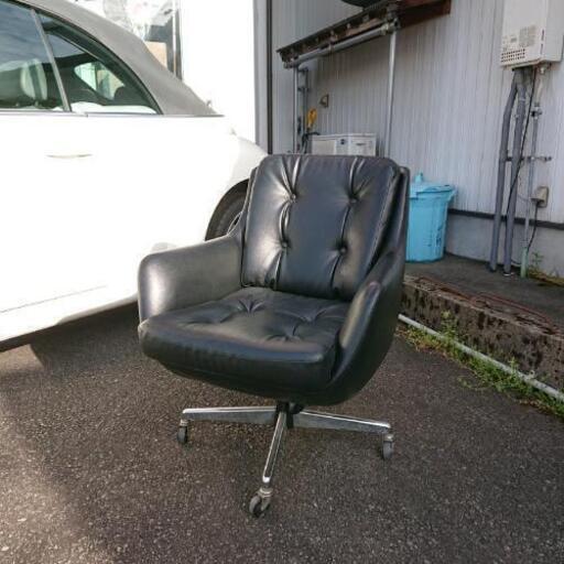 店頭販売中 コクヨ製マネジメントチェア