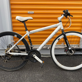 ★超特価★オシャレなクロスバイクが新車の半額！ クロスバイク 中古自転車 　藤沢 ☆超特価☆オシャレなクロスバイクが新車の半額！ 中古自転車 藤沢