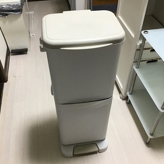 商談中　中古品　ゴミ箱