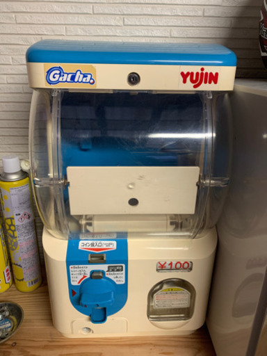 ガチャガチャ本体　　ラスト