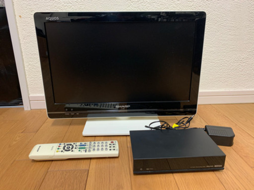 【商談中】SHARP AQUOS テレビ 19インチ19v型　外付けHDD付き