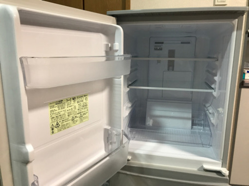 【美品】2017年製　SHARP ノンフロン冷凍冷蔵庫　137L
