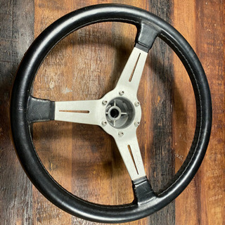 ナルディ　ステアリング36π ナルディ 黒革ステアリング 36パイ