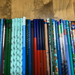 鉛筆たくさん