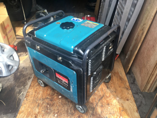 マキタインバータ発電機G250IS
