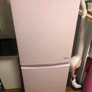 SHARP 冷蔵庫　137L ピンク