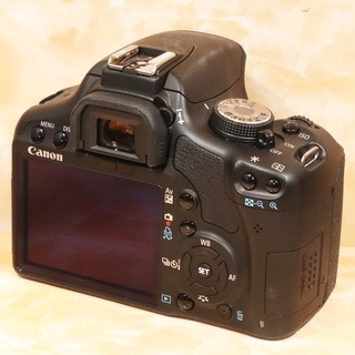 ★極上美品＆すぐ使えるSDカード★キヤノン kiss x3 手振れ補正ダブルズームキット