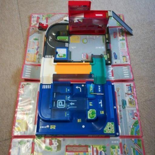 トミカdx おでかけ立体map赤 あこ 光が丘のおもちゃの中古あげます 譲ります ジモティーで不用品の処分