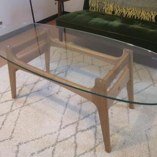 マルニ60 ガラス テーブル