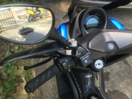 極上のN-MAX125FI ABS青 グリップヒーター、社外マフラー、キャリア