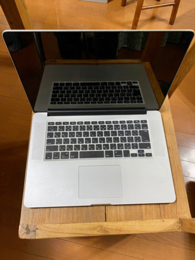 【美品！激安！】MacBook Pro (Retina, 15-inch, Mid 2015)