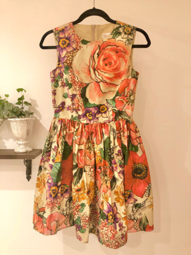 【正規店購入/美品/送料込】Red Valentino 花柄　フローラ　プリント　ワンピース　結婚式　二次会　ドレス