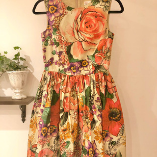 【正規店購入/美品/送料込】Red Valentino 花柄　フローラ　プリント　ワンピース　結婚式　二次会　ドレス