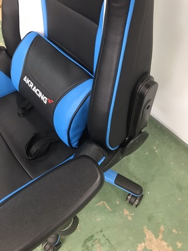 AKRACING ゲーミングチェア PRO-X-BLUE 青 (JAPAN CRON) 下兵庫こうふくの椅子《チェア》の中古あげます・譲ります