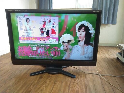 40インチ液晶テレビ　シャープLC-40AE7　2010年製