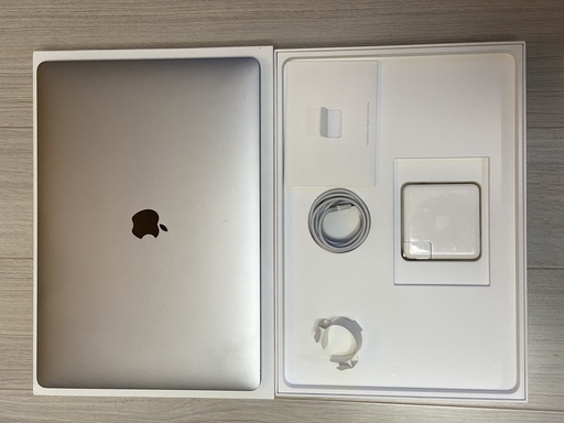 Macbook Pro Retina 15.4 1TBストレージ 32GB