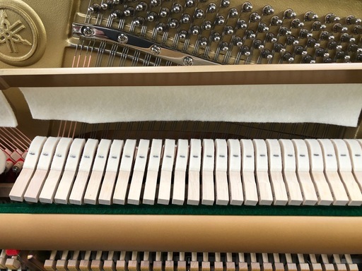 現行ﾓﾃﾞﾙ ヤマハピアノ 販売 b-121 (2012年製)【新響楽器甲子園店】 