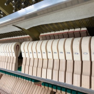 現行ﾓﾃﾞﾙ  ヤマハピアノ YF101C (2005年製) 【新響楽器甲子園店】