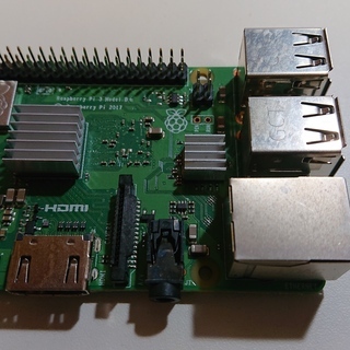 [特価]Raspberry Pi 3 Model B+(旧モデル...