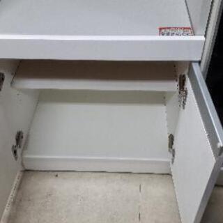 ☆中古 激安！！キッチンボード 食器棚 キッチン 収納 ホワイトカラー ...