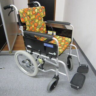 【中古】　車椅子 (カワムラ製）介助式