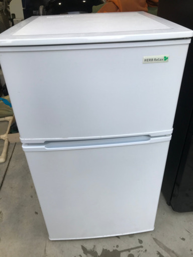 YAMADA 90L 2ドア 冷凍冷蔵庫 YRZ-C09B1 2016年製