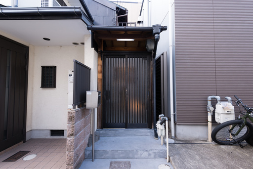 下鴨神社 京都大学近く 出町柳駅まで徒歩１分 ﾘﾉﾍﾞｰｼｮﾝ和風ﾓﾀﾞﾝな一軒家 メデル企画 出町柳のマンスリーマンションの不動産 住宅情報 無料掲載の掲示板 ジモティー