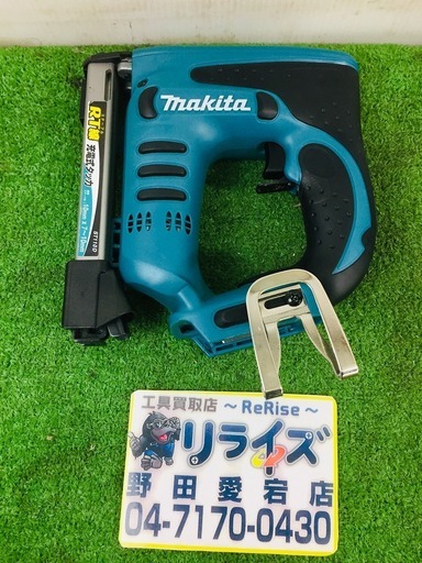 マキタ ST110D 充電式タッカ【リライズ野田愛宕店】【店頭取引限定】【中古】