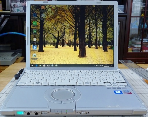 Panasonic Let's Note 12インチ CF-W7 HDDをSSDに換装し Windows10 Proにアップグレード