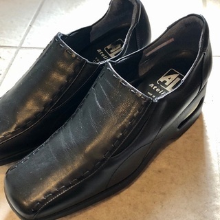 【美品】レディース 黒靴　23.5センチ