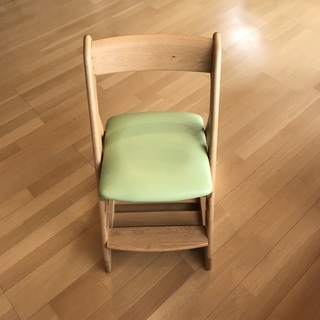 学習机　椅子のみ　カリモク　緑　座高調節可能　キャスター付き