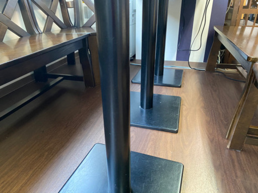 カフェテーブル  鉄脚　テーブルセット　5台