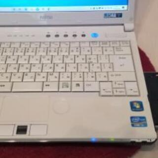 Core i3❗ Windows10 64bit❗ 富士通ノートパソコン❗Open Office