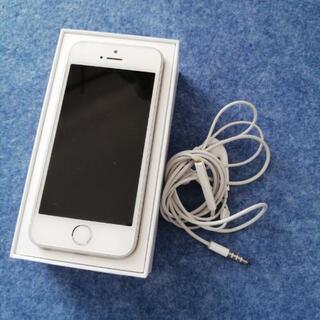 お買い得品 iPhoneSE64Gシルバー