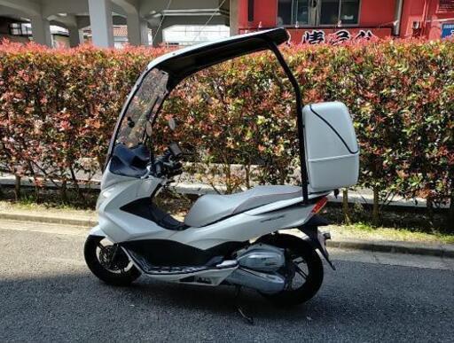 自賠責４年付 名古屋在住者限定 ホンダPCX125 白 JF56 ルーフ、リアボックス付 ワールドウォーク車検対応マフラー付
