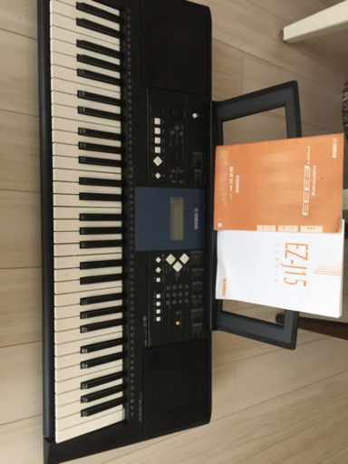 鍵盤楽器、ピアノ YAMAHA  PSR-E333