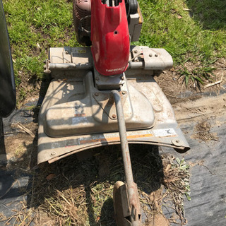 難あり 草刈機 斜面刈り 自走式 イセキ「たすかる」 難あり 草刈機 斜面刈り 自走式 イセキ「たすかる」