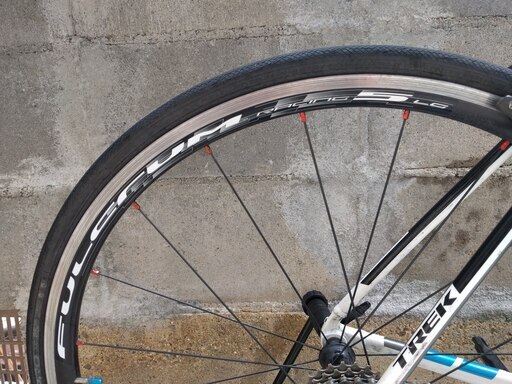 ロードバイク TREK Madone 2.1 White 56 2014 中古並品 レーシング5付