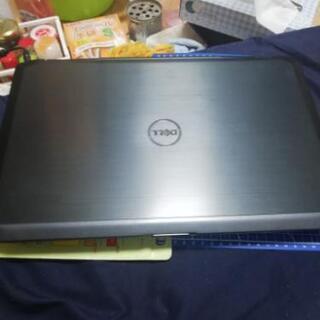 Core i7-7500CPU、RAM16GB、SSD2TB、カメラ内蔵のスーパーノート 