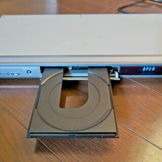 三菱DVDプレーヤー　DJ-P250（リモコン付き）