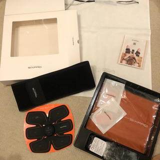 [美品] 充電式 シックスパッド アブズフィット2 SIXPAD